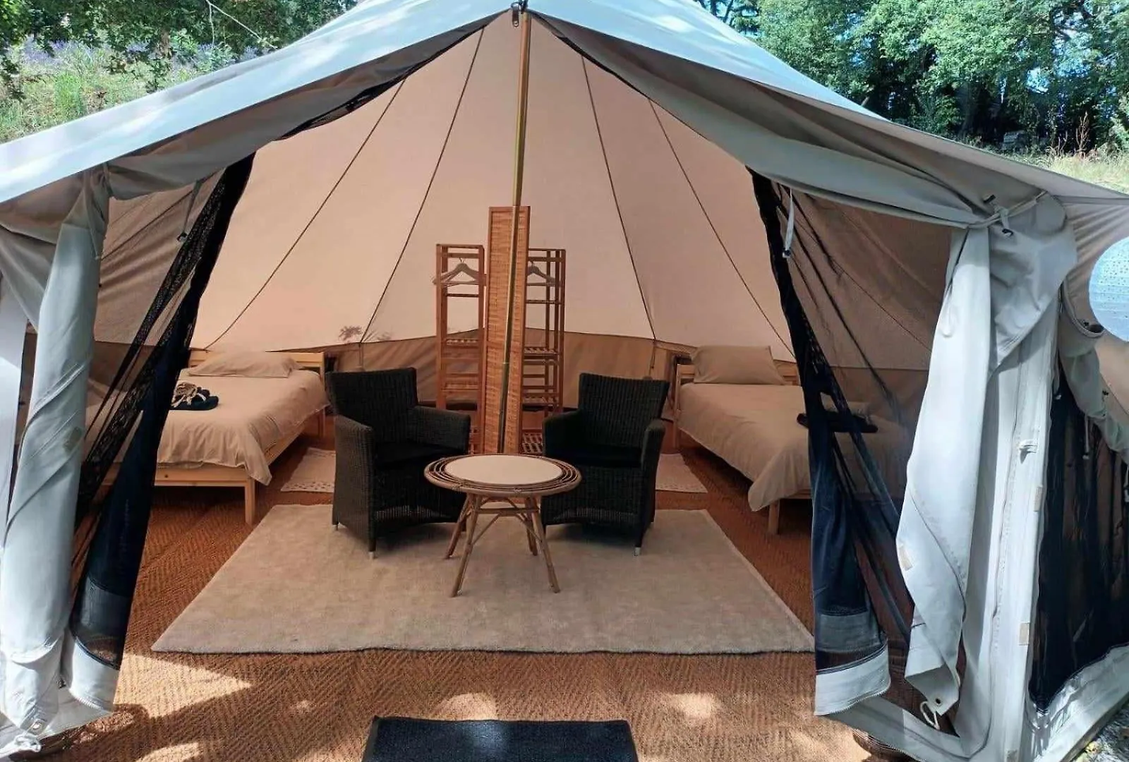 Glamping Tent In De Rust, Met Zwembad, Badkamer En Keuken Lacapelle-Pinet
